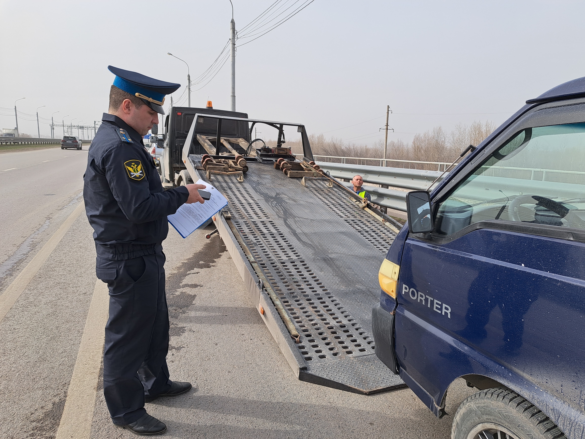 Волгоградские приставы в ходе рейдов арестовали свыше 260 автомобилей